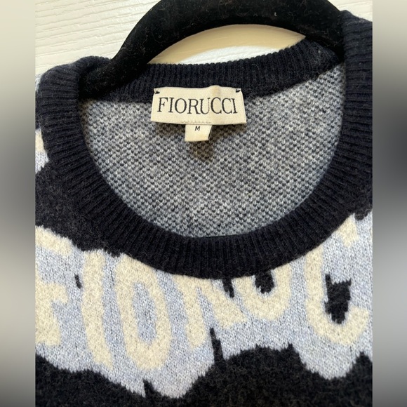 Women’s Fiorucci sweater - Picture 2 of 4